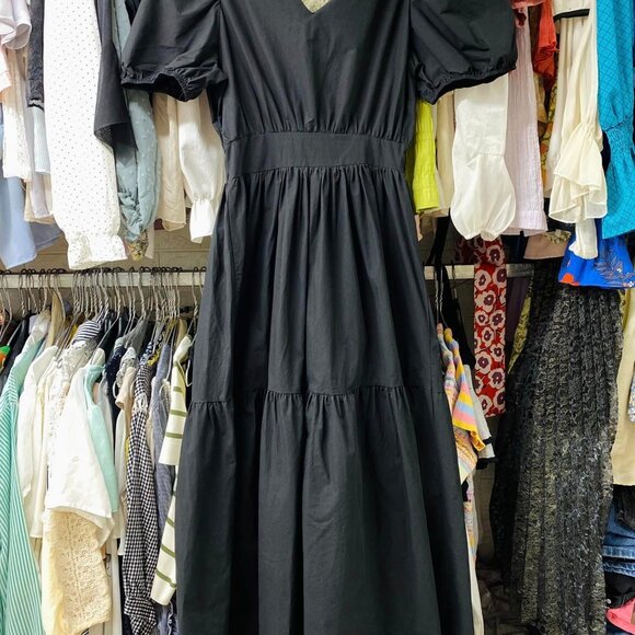 Black dress - Picture 1 of 3